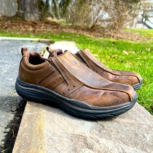 Skechers Men’s Expected 2.0 Wilson Moccasin Sz 11